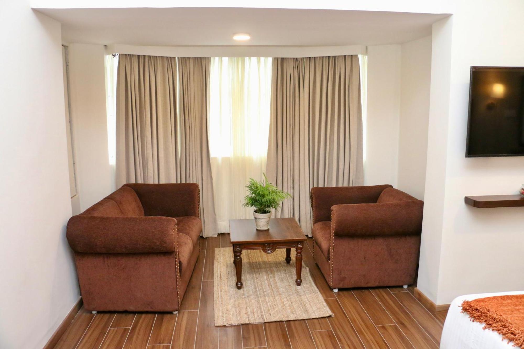Nalapad'S Hotel Bangalore International Ngoại thất bức ảnh