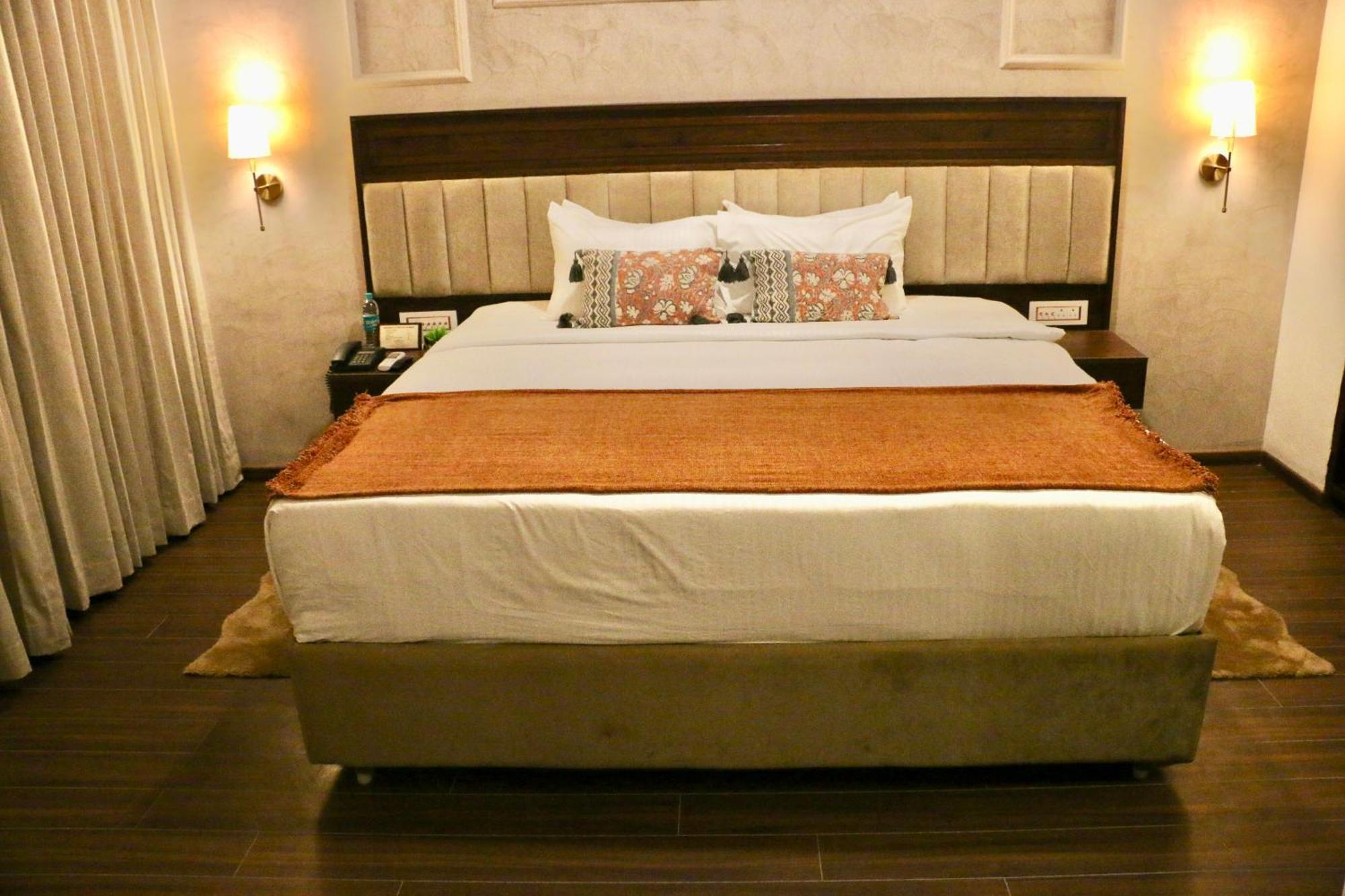 Nalapad'S Hotel Bangalore International Ngoại thất bức ảnh