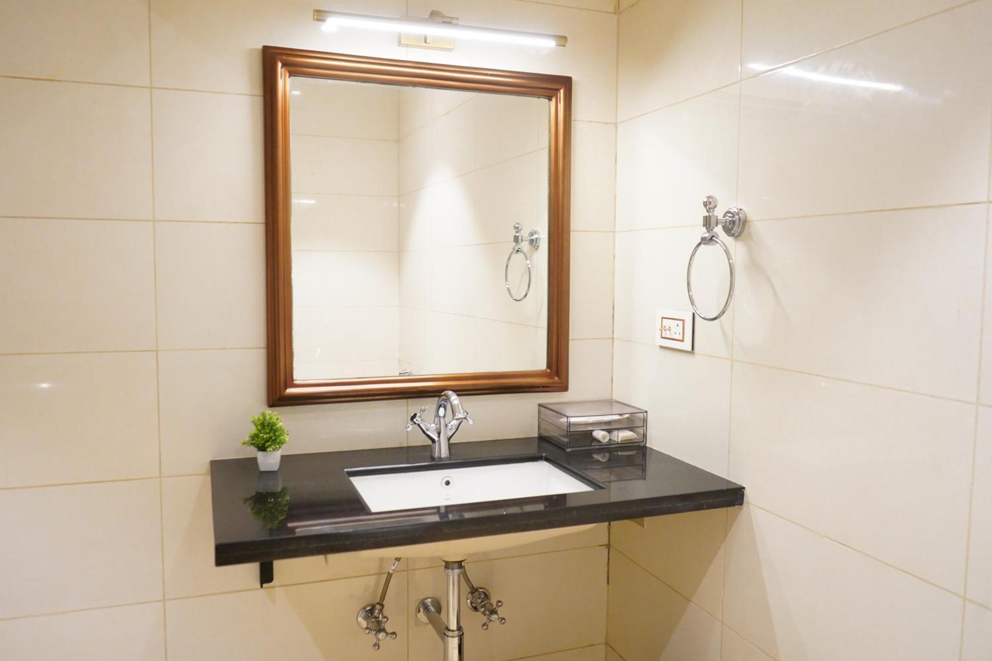 Nalapad'S Hotel Bangalore International Ngoại thất bức ảnh
