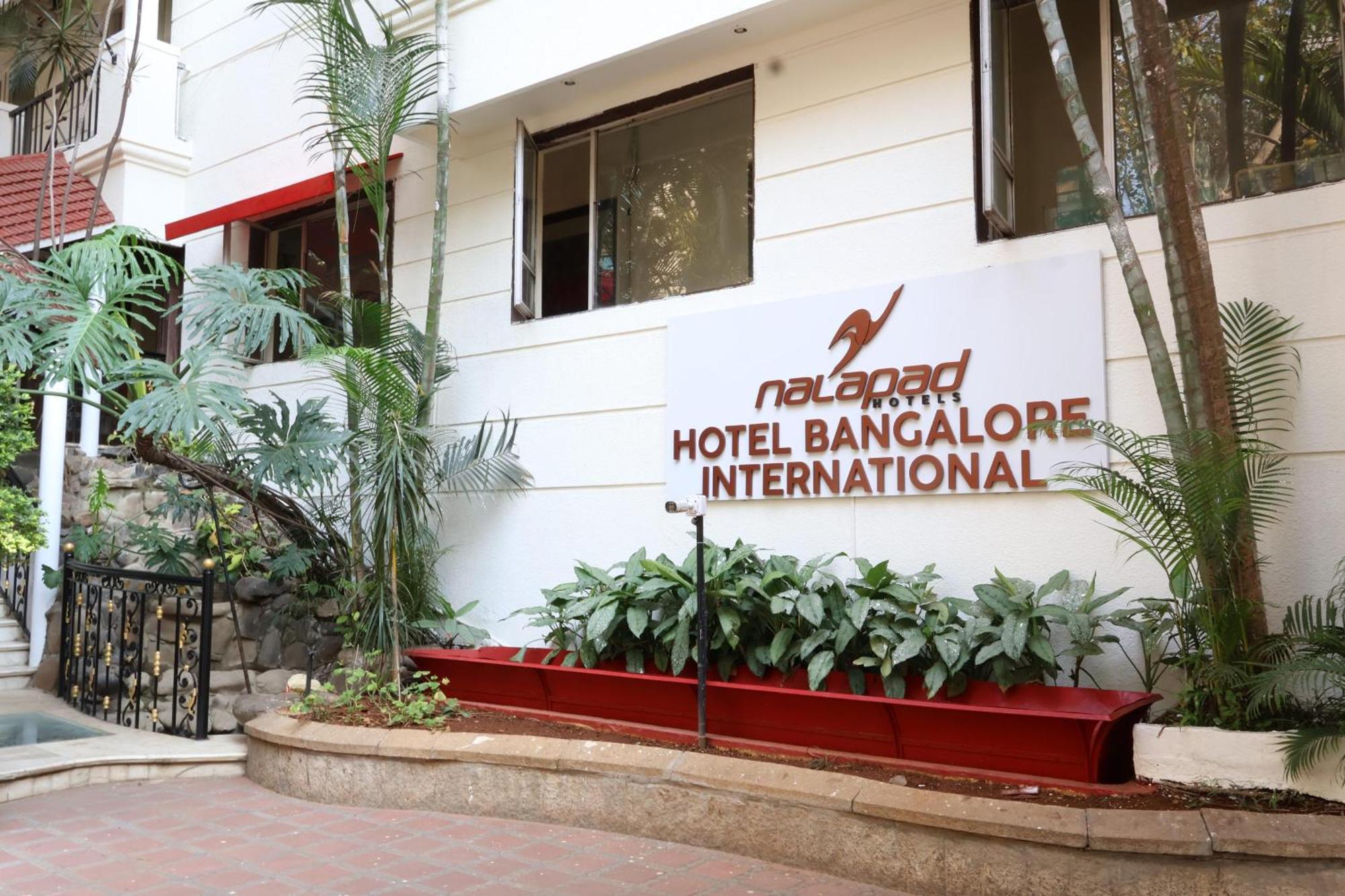 Nalapad'S Hotel Bangalore International Ngoại thất bức ảnh