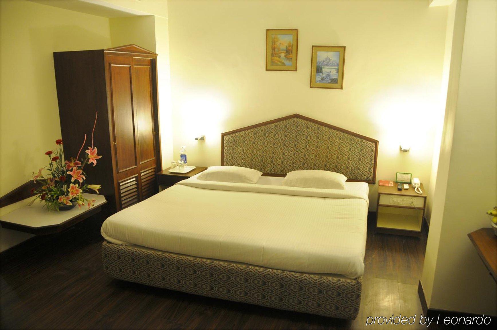 Nalapad'S Hotel Bangalore International Phòng bức ảnh